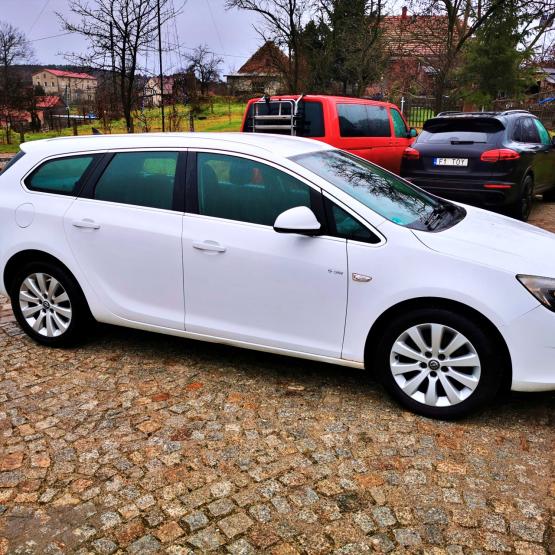 Samochód osobowy Opel Astra 1.7 CDTI DPF Sports Tourer