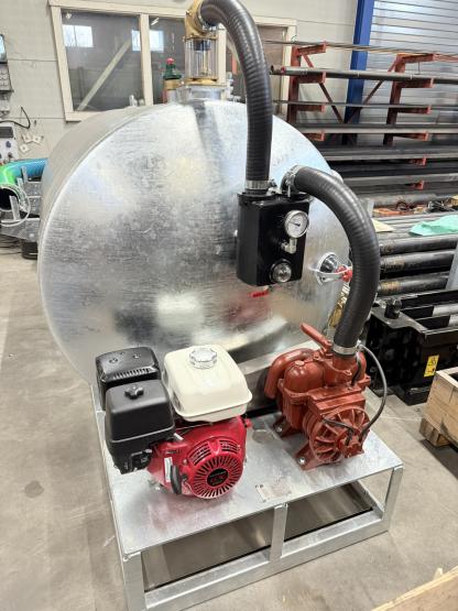 Cysterna, Beczka do bentonitu (2)