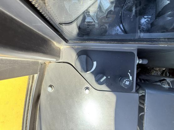 Mecalac 12MTX 2015 (11)