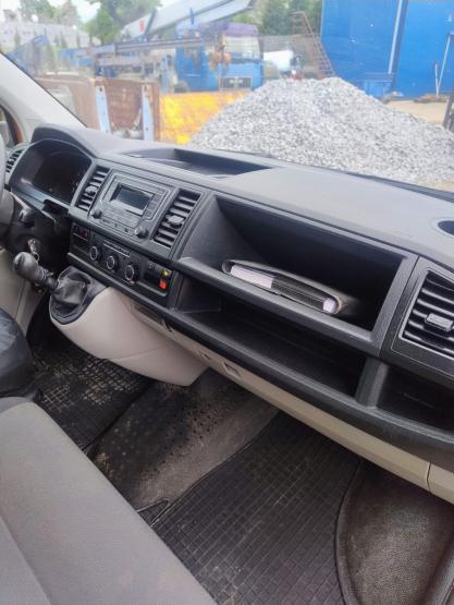 Samochód ciężarowy VW Transporter T6 2019 rok (5)