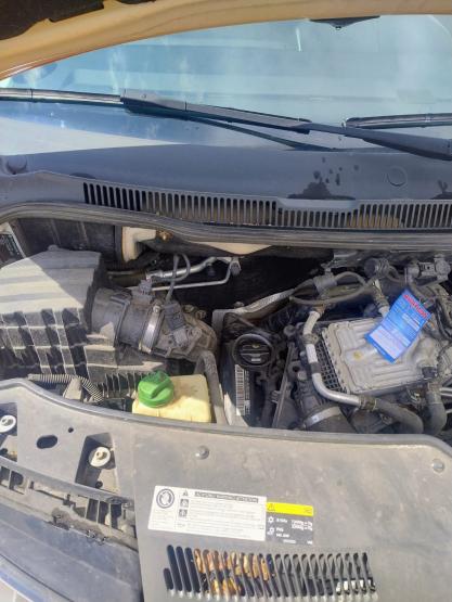  Samochód ciężarowy VW Transporter T6 2016 rok (7)