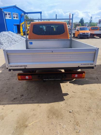  Samochód ciężarowy VW Transporter T6 2016 rok (12)
