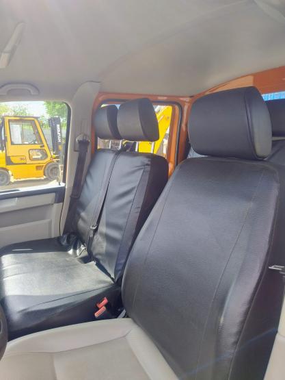  Samochód ciężarowy VW Transporter T6 2016 rok (13)